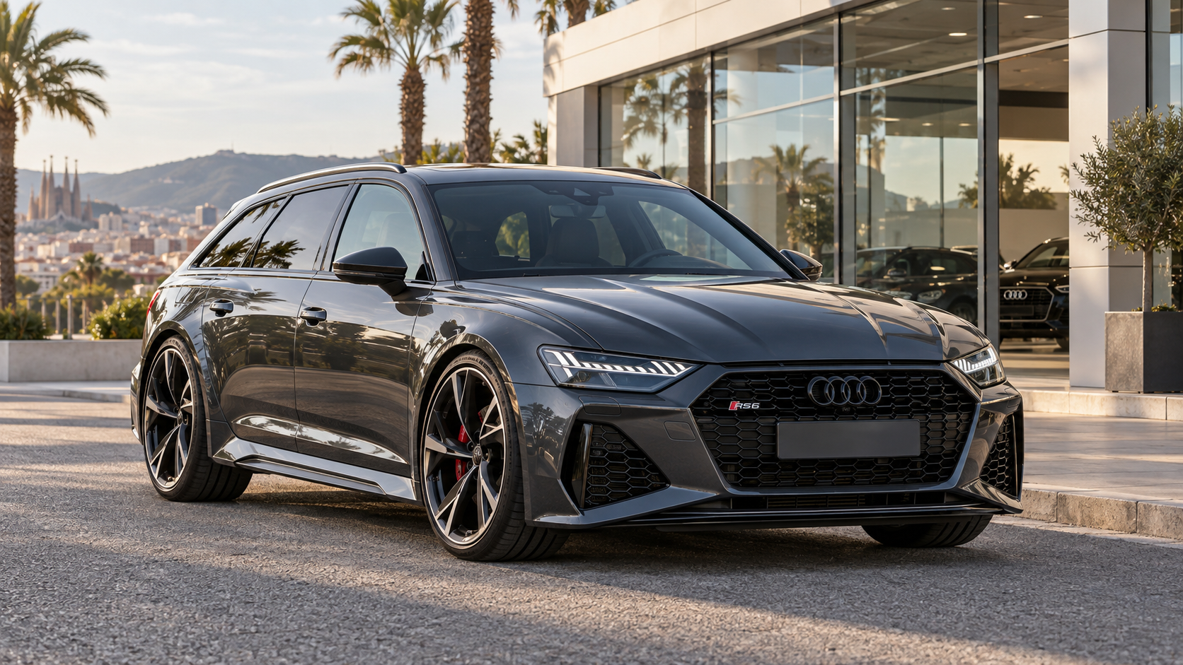 Audi RS6 Avant у автодилера в Барселоне.